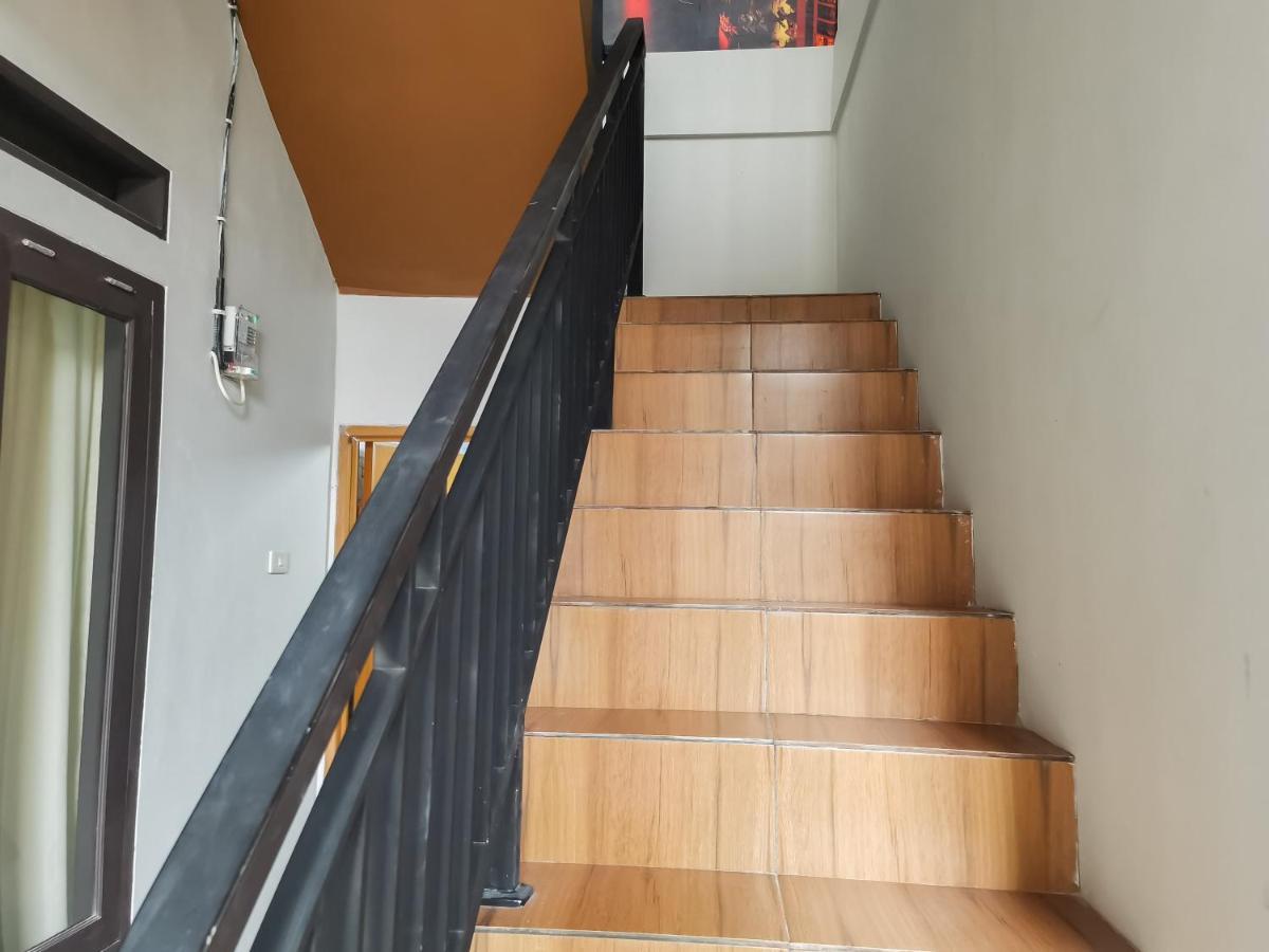 Reddoorz @ Jalan Urip Sumoharjo Lampung Hotel Bandar Lampung Eksteriør billede