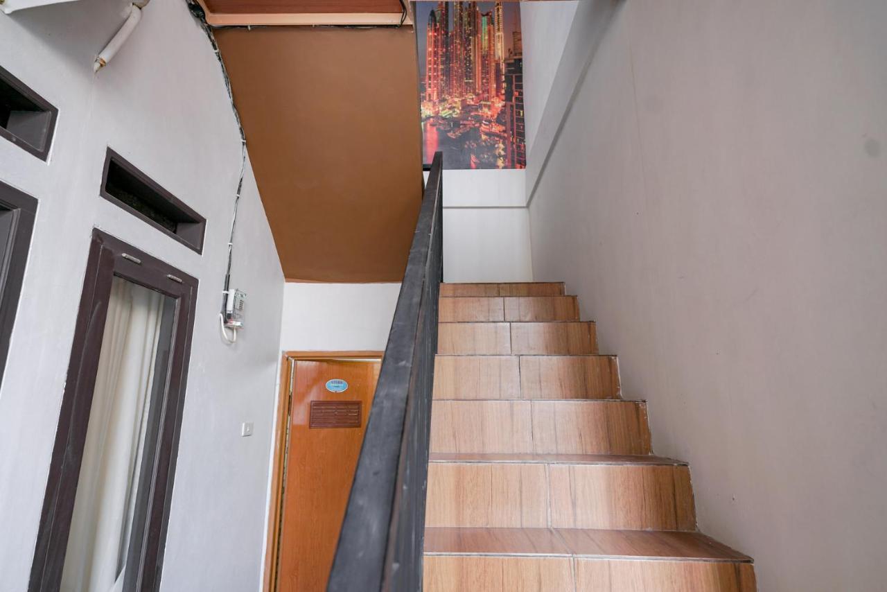 Reddoorz @ Jalan Urip Sumoharjo Lampung Hotel Bandar Lampung Eksteriør billede